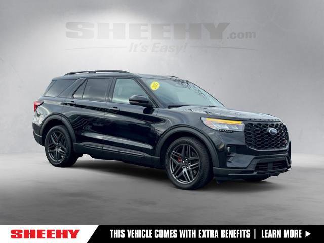 Certified 2025 Ford Explorer ST image 5