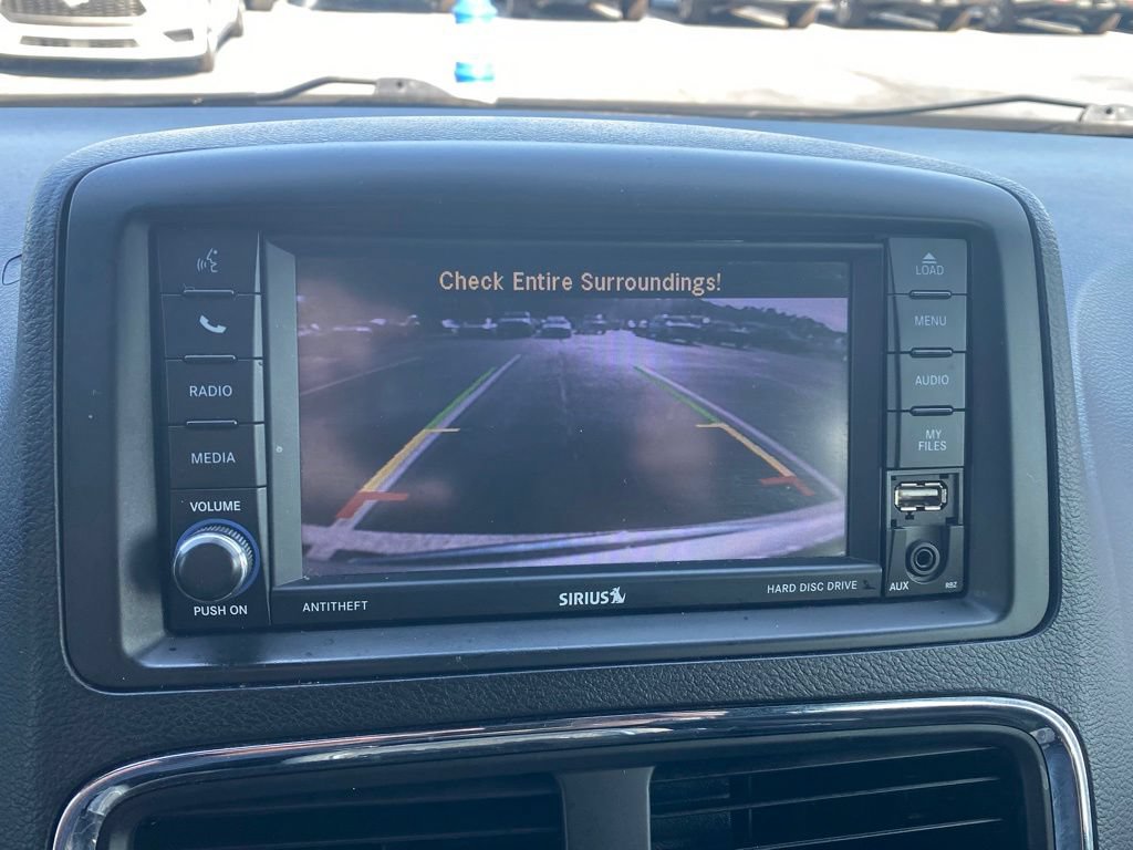 Used 2019 Dodge Grand Caravan SXT FWD image 16