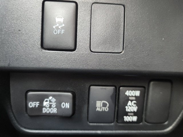 Used 2022 Toyota Tacoma TRD Sport AWD/4WD image 24