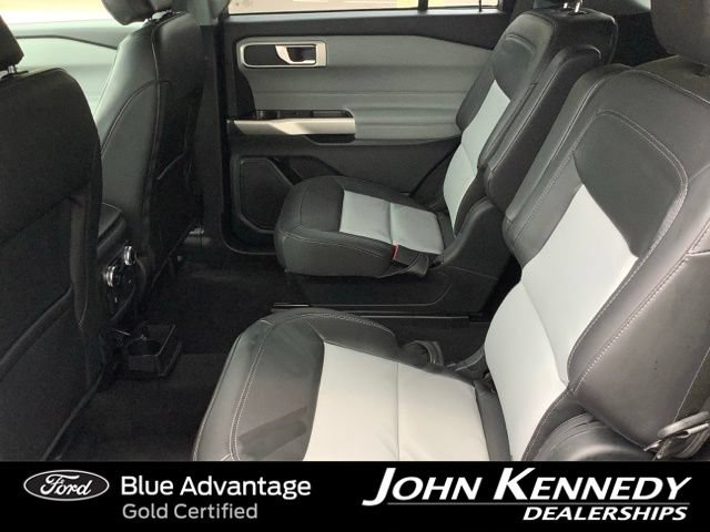 Certified 2023 Ford Explorer XLT w/ Equipment Group 202A AWD/4WD image 30