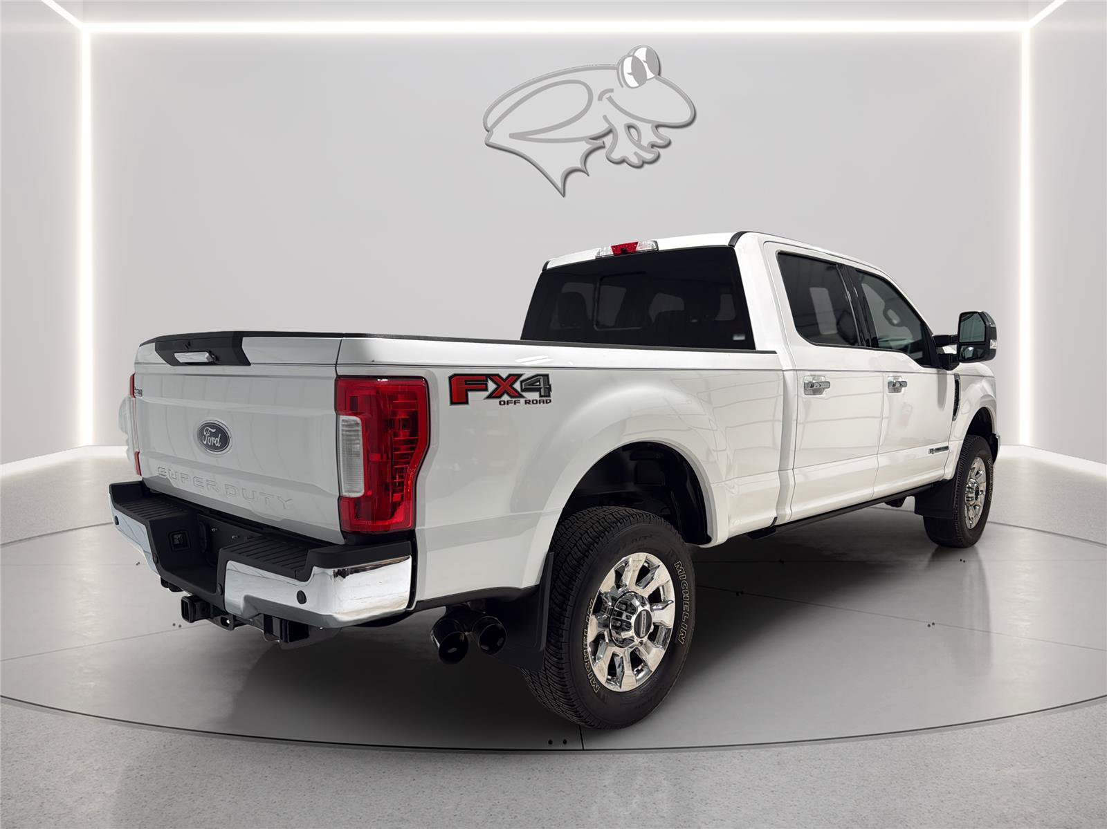 Certified 2019 Ford F350 Lariat w/ Chrome Package AWD/4WD image 5