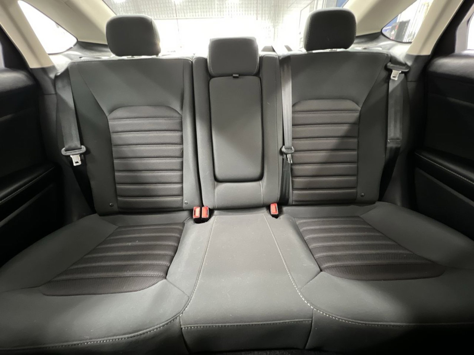 Certified 2018 Ford Fusion SE FWD image 17
