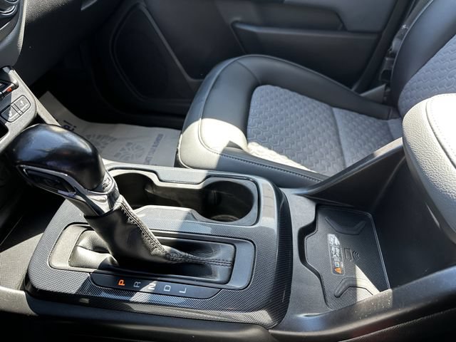 Used 2022 Chevrolet Colorado Z71 AWD/4WD image 26