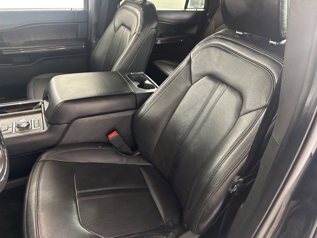 Certified 2020 Ford Expedition Limited w/ Special Edition Package image 18