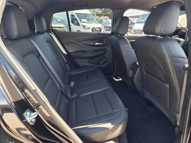 Used 2025 Buick Envista Sport Touring w/ Convenience I Package FWD image 18