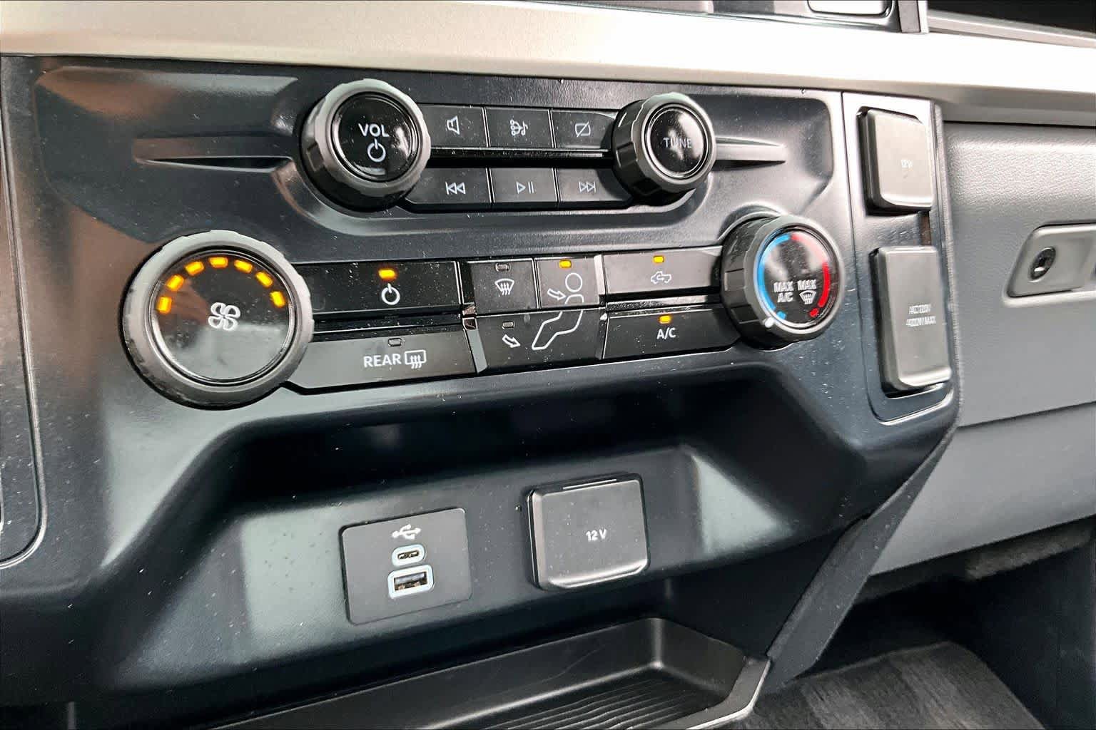 Certified 2024 Ford F250 XL w/ STX Appearance Package AWD/4WD image 31