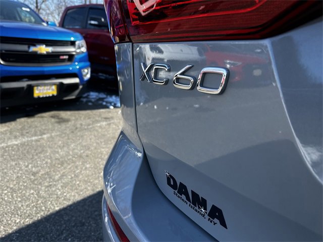 Used 2024 Volvo XC60 B5 Plus image 45