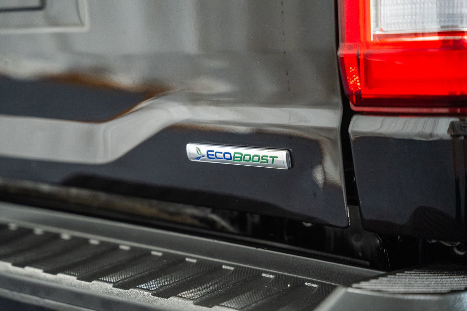 Certified 2023 Ford F150 Lariat w/ Equipment Group 502A High AWD/4WD image 9