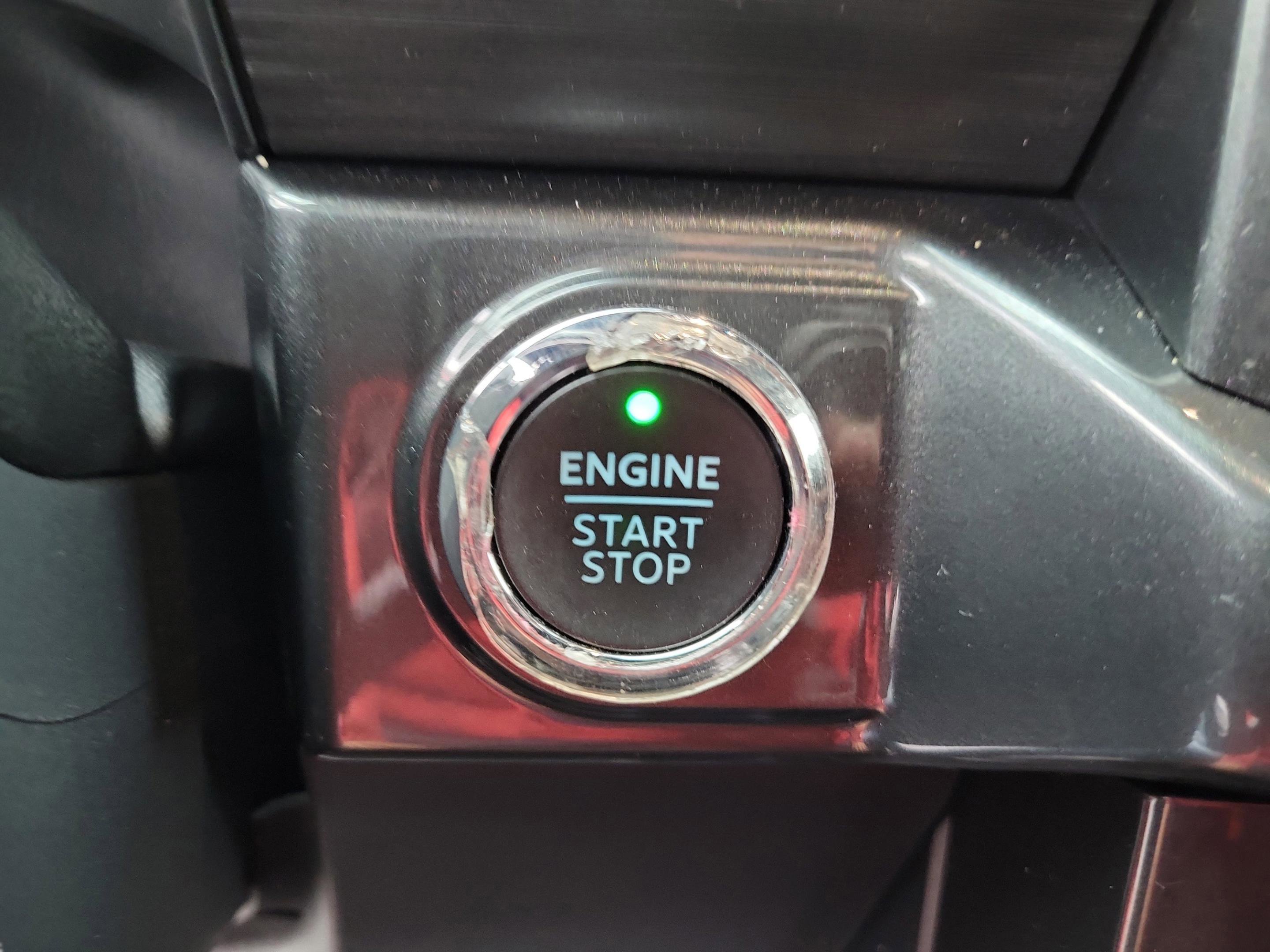 Certified 2022 Ford F150 XLT w/ Equipment Group 302A High image 30