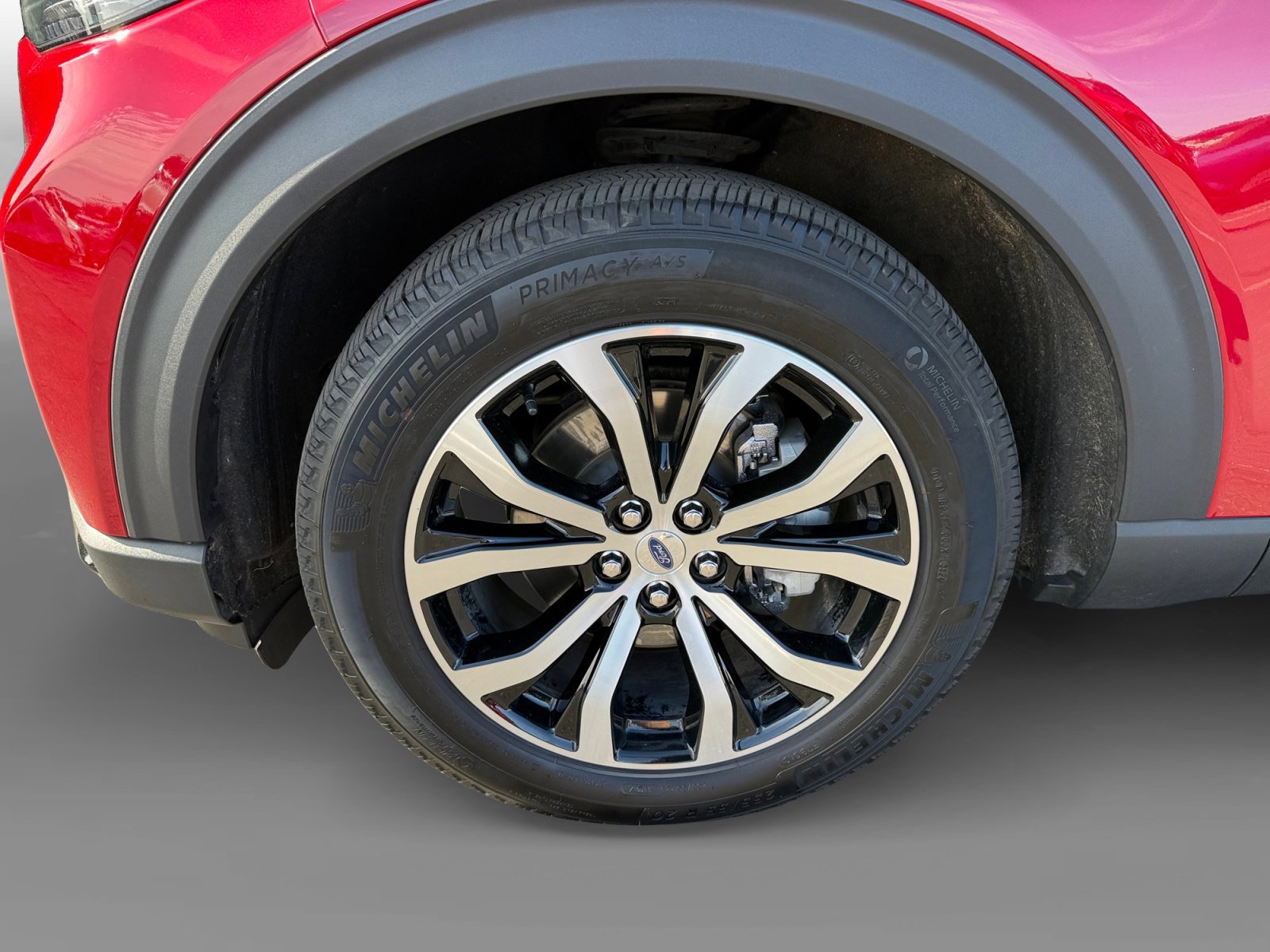 Certified 2025 Ford Explorer ST-Line image 9