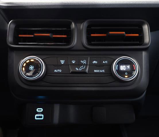 Certified 2022 Ford Maverick XLT w/ Equipment Group 300A Standard image 15