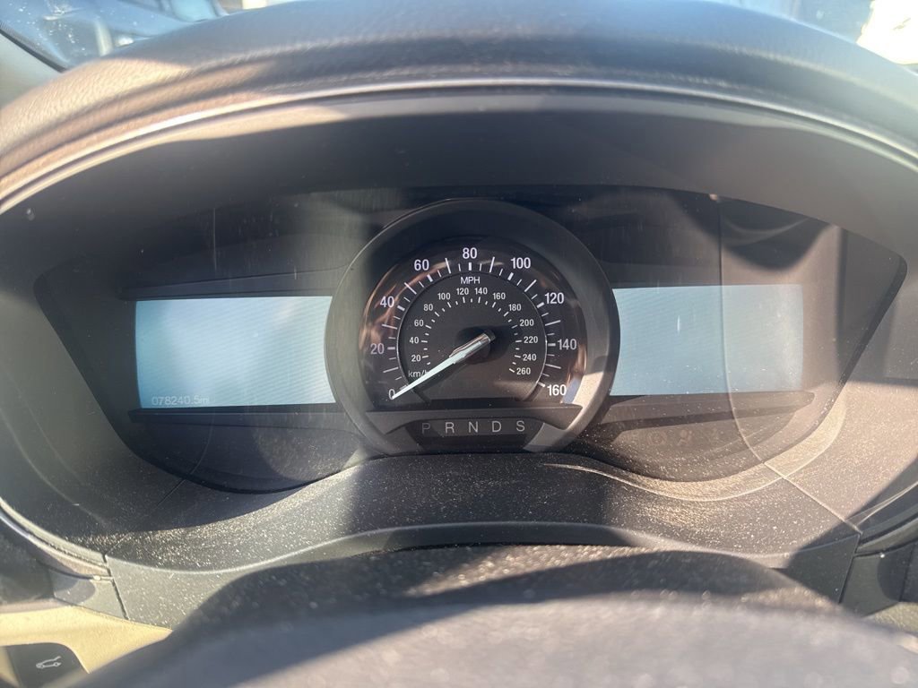 Certified 2018 Ford Fusion SE w/ Fusion SE Technology Package image 9