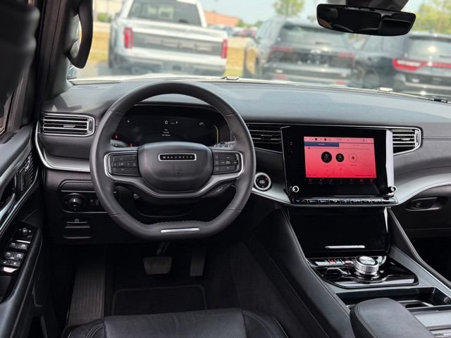 Used 2024 Jeep Wagoneer Series II AWD/4WD image 7