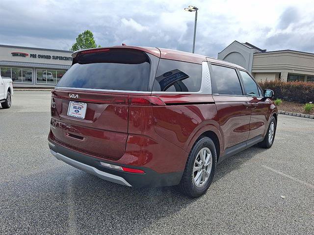 Used 2024 Kia Carnival LX FWD image 25