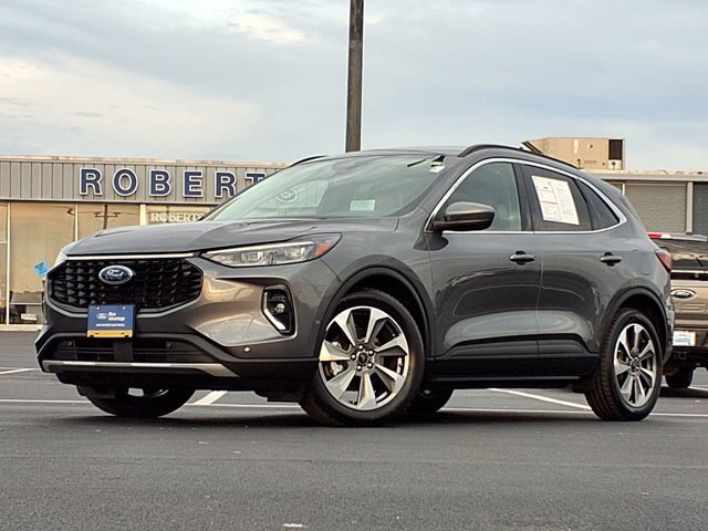 Certified 2023 Ford Escape Platinum w/ Premium Technology Package