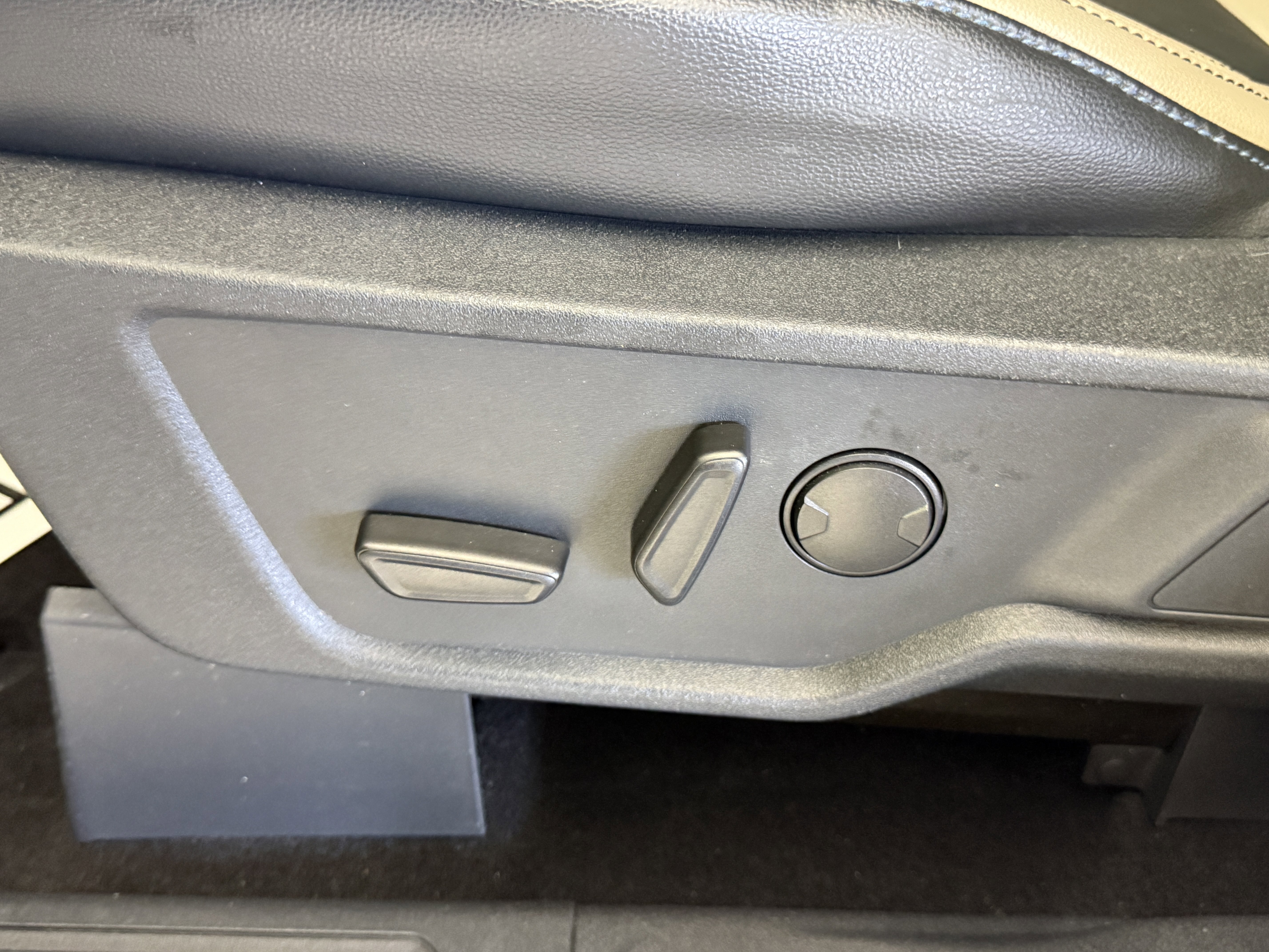 Certified 2022 Ford Bronco Wildtrak image 18