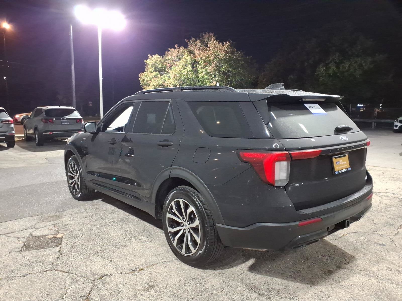 Certified 2026 Ford Explorer ST-Line AWD/4WD image 5