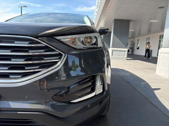 Certified 2021 Ford Edge Titanium w/ Class II Trailer Tow Package AWD/4WD image 4