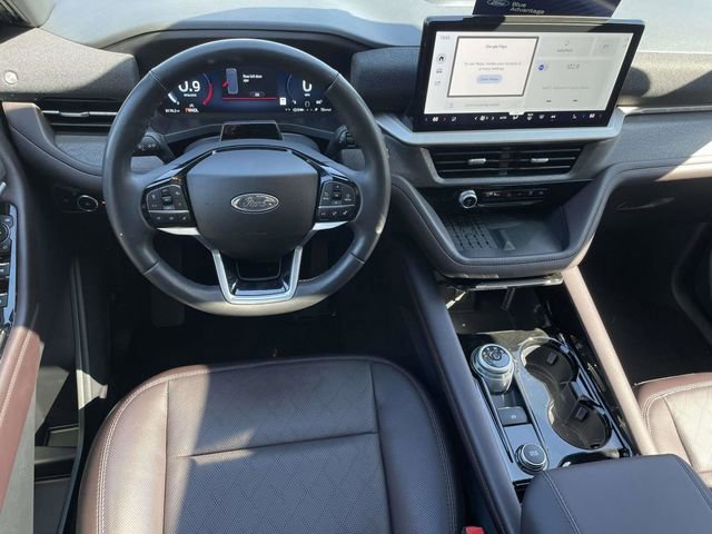 Certified 2025 Ford Explorer Platinum image 10