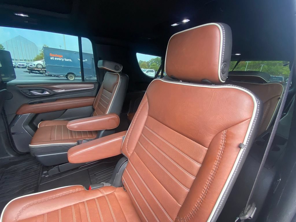 Used 2023 GMC Yukon XL Denali Ultimate AWD/4WD image 25