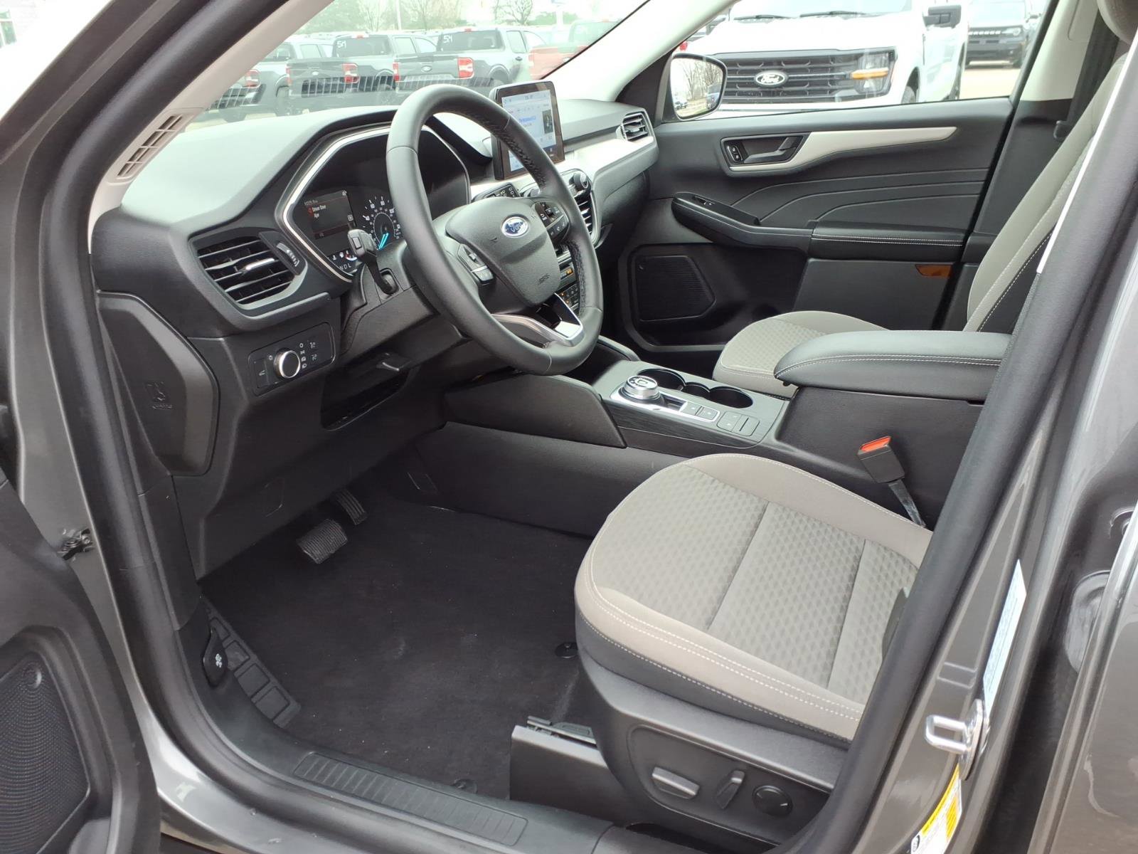 Certified 2022 Ford Escape SE w/ Convenience Package AWD/4WD image 11
