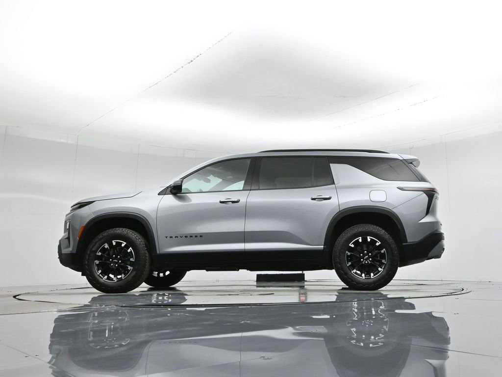 Used 2024 Chevrolet Traverse Z71 w/ LPO, Floor Liner Package image 25