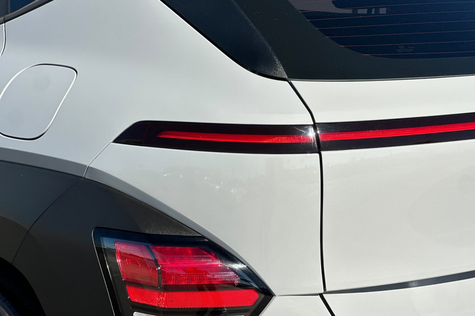 Used 2024 Hyundai Kona SE image 26