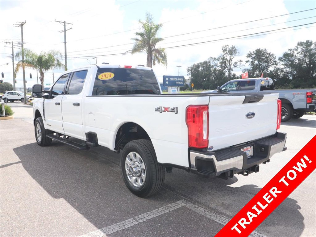 Certified 2024 Ford F350 XLT image 3
