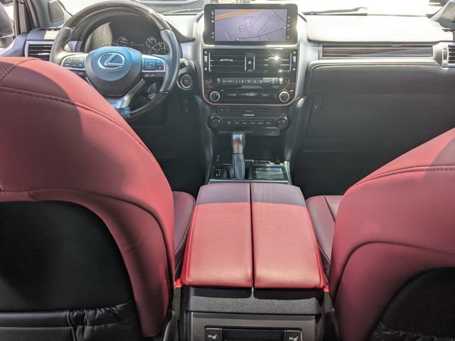 Used 2022 Lexus GX 460 Premium w/ Accessory Package AWD/4WD image 23