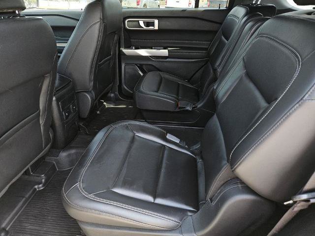 Certified 2024 Ford Explorer XLT w/ Equipment Group 202A AWD/4WD image 30