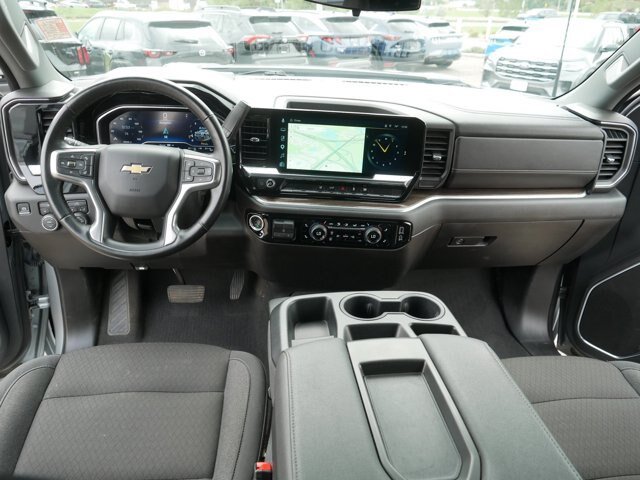 Used 2025 Chevrolet Silverado 2500 LT w/ Convenience Package AWD/4WD image 22