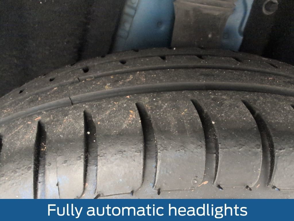 Used 2017 Chevrolet Cruze LT w/ Convenience Package image 21