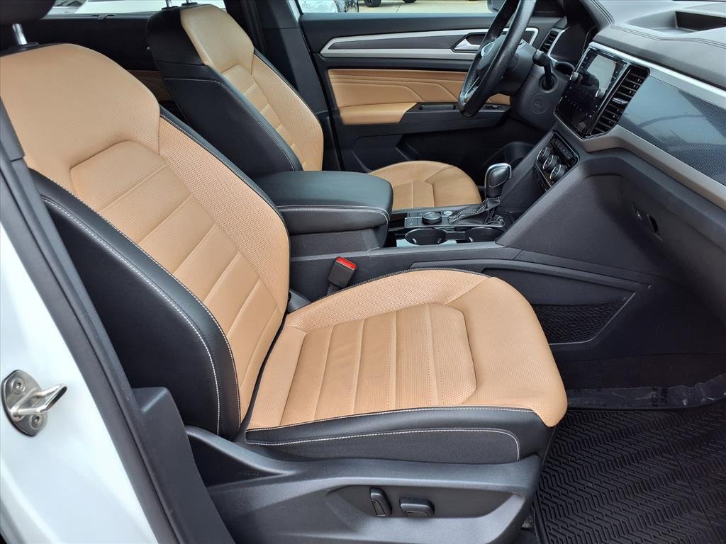 Used 2022 Volkswagen Atlas Cross Sport SEL Premium R-Line w/ Cross Sport MDO Package image 27