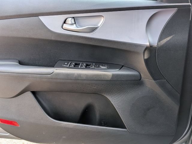 Used 2024 Kia Forte LXS FWD image 13