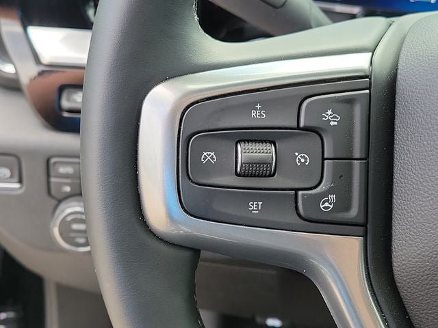Used 2026 Chevrolet Silverado 2500 LTZ w/ LTZ Plus Package AWD/4WD image 12