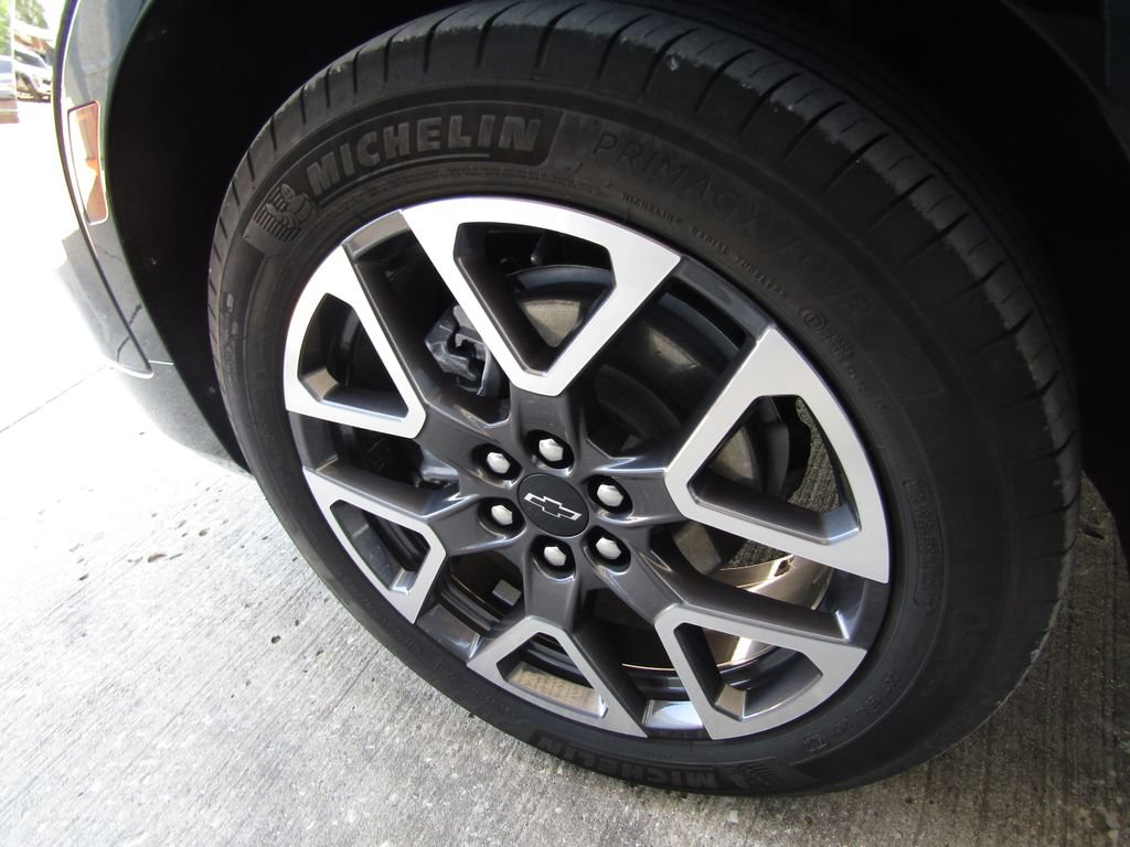 Used 2025 Chevrolet Blazer RS AWD/4WD image 29