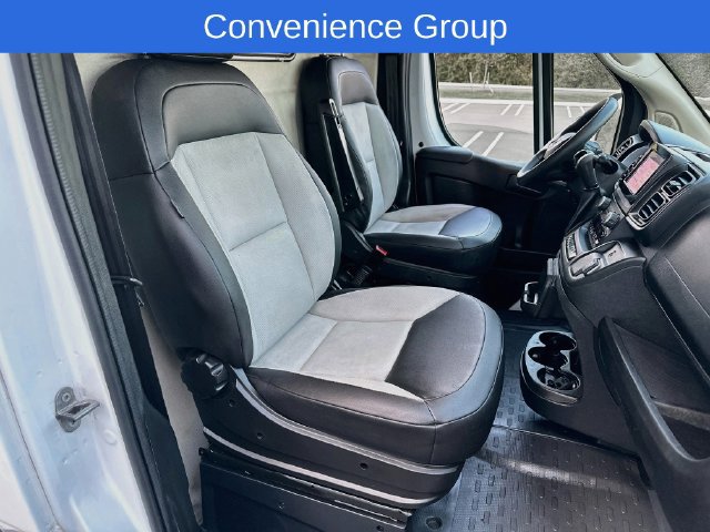 Used 2025 RAM ProMaster 2500 w/ Convenience Group FWD image 14