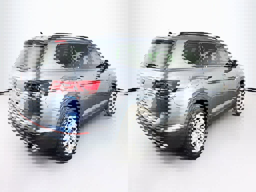 Used 2021 Volkswagen Atlas SE w/ Panoramic Sunroof Package image 10