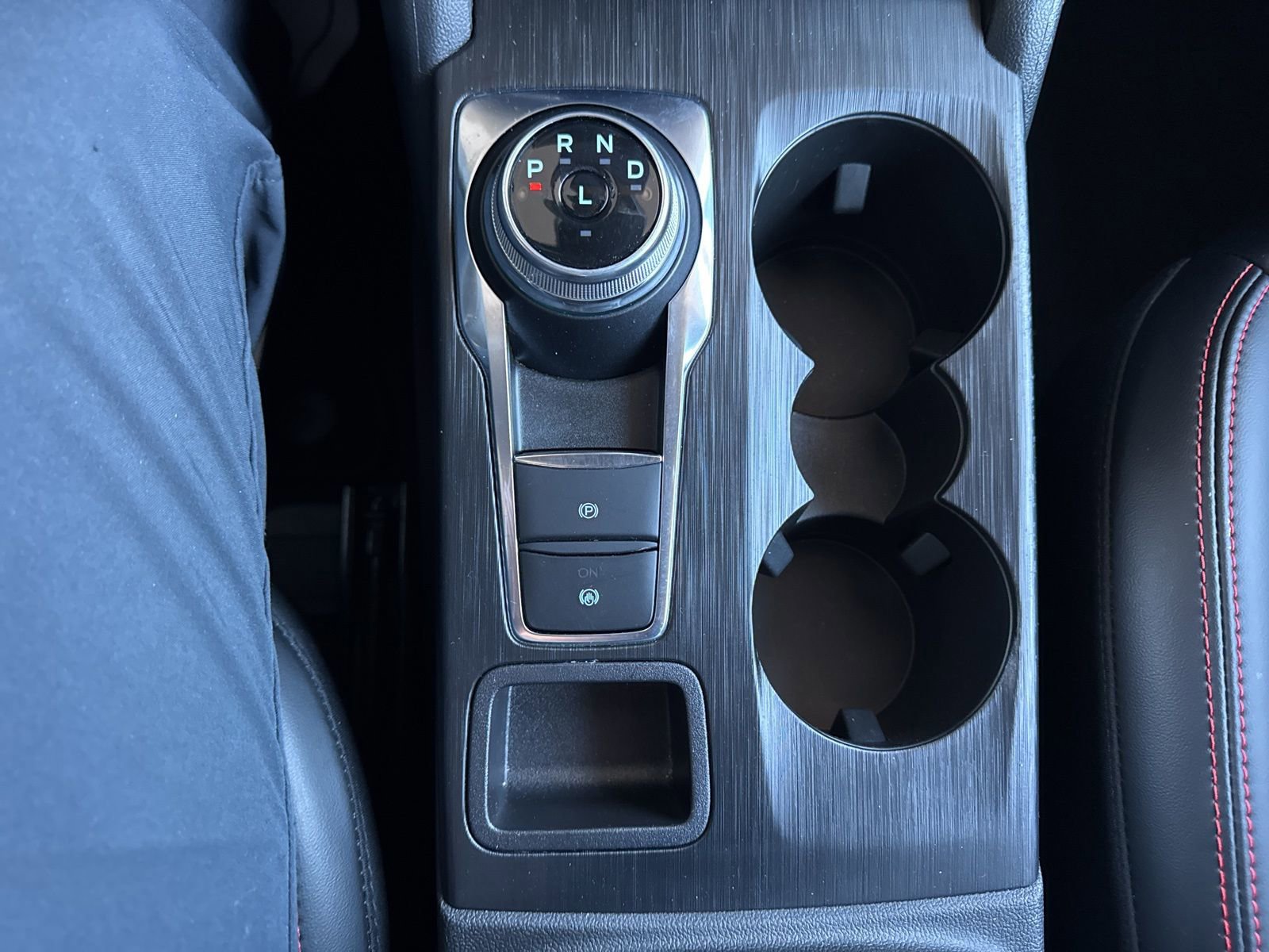 Certified 2024 Ford Escape ST-Line w/ Tech Pack #1 image 34