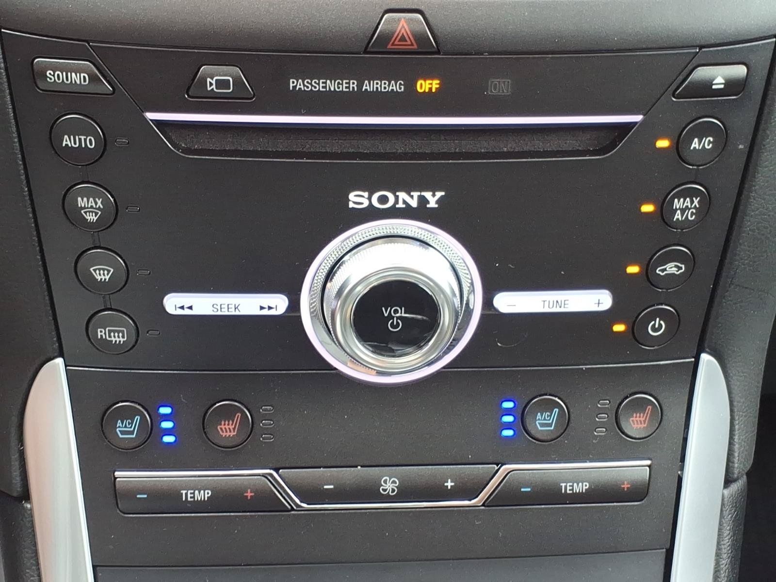 Certified 2018 Ford Edge Titanium w/ Equipment Group 302A AWD/4WD image 20