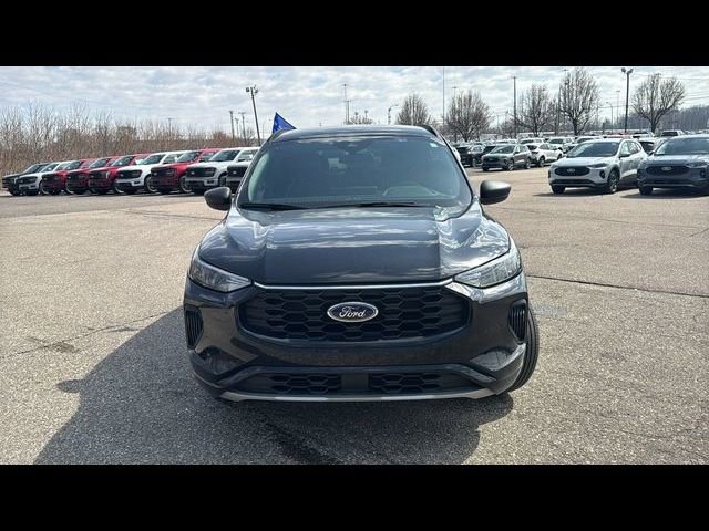 Certified 2024 Ford Escape ST-Line w/ Tech Pack #1 AWD/4WD image 30