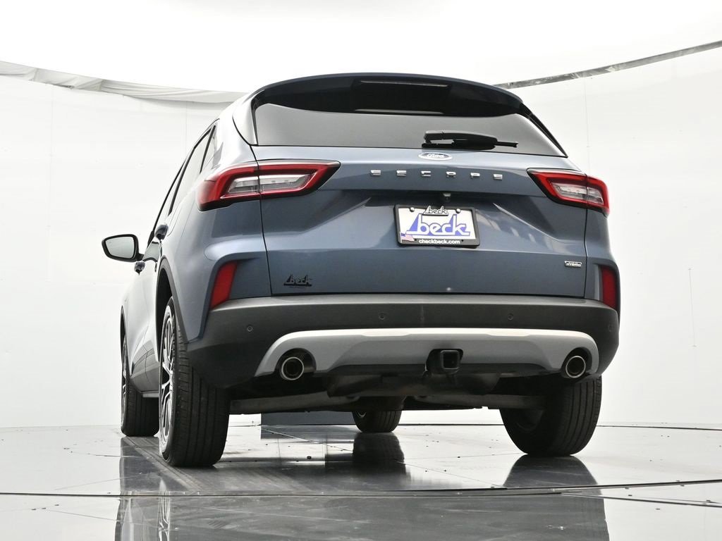Certified 2025 Ford Escape SE w/ Class II Trailer Tow Package image 10