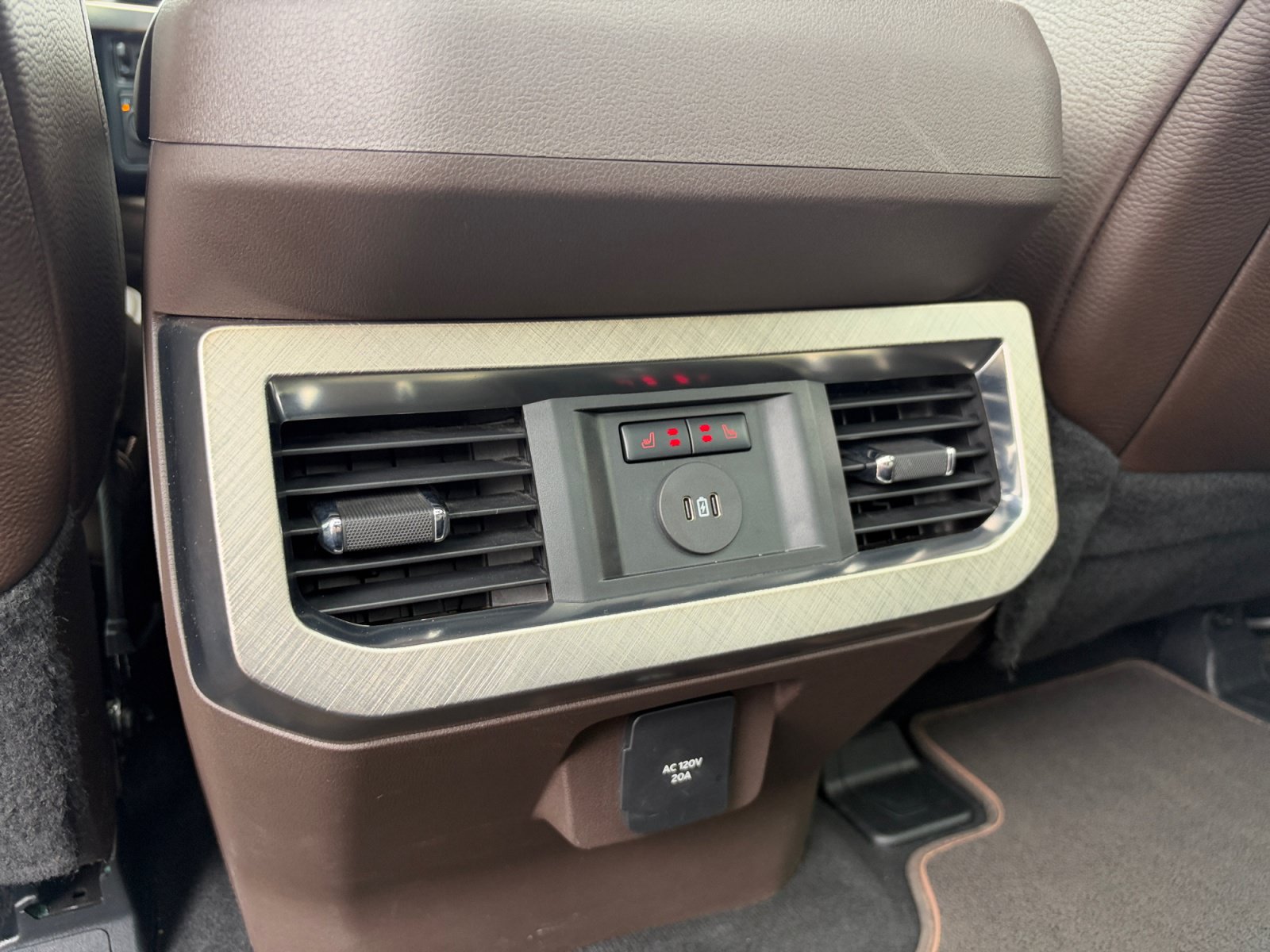 Certified 2026 Ford F350 King Ranch AWD/4WD image 18