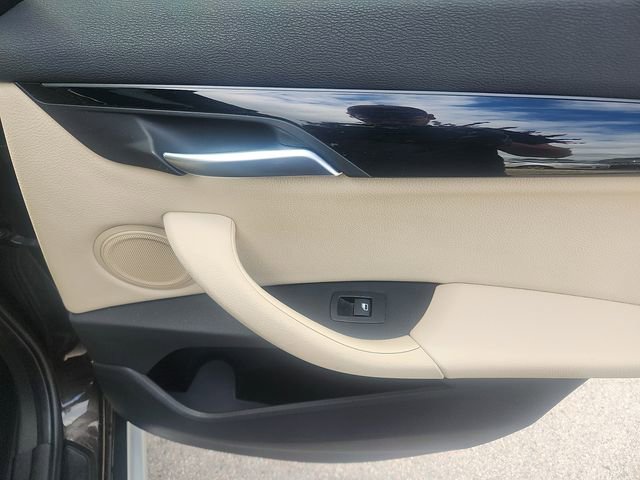 Used 2017 BMW X1 xDrive28i AWD/4WD image 31