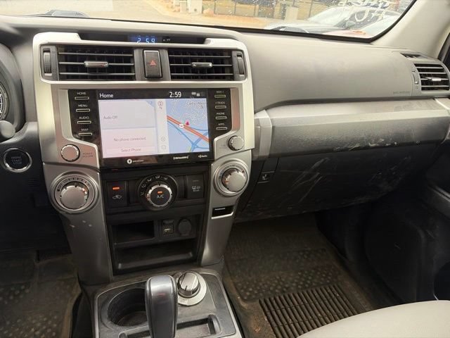 Used 2020 Toyota 4Runner 4WD image 15