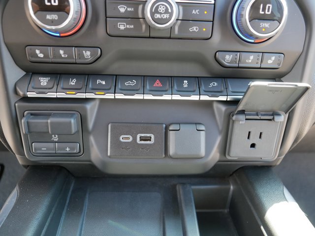 Used 2022 Chevrolet Silverado 3500 High Country w/ Z71 Off-Road Package AWD/4WD image 26