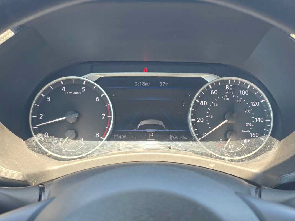 Used 2023 Nissan Sentra SV FWD image 14
