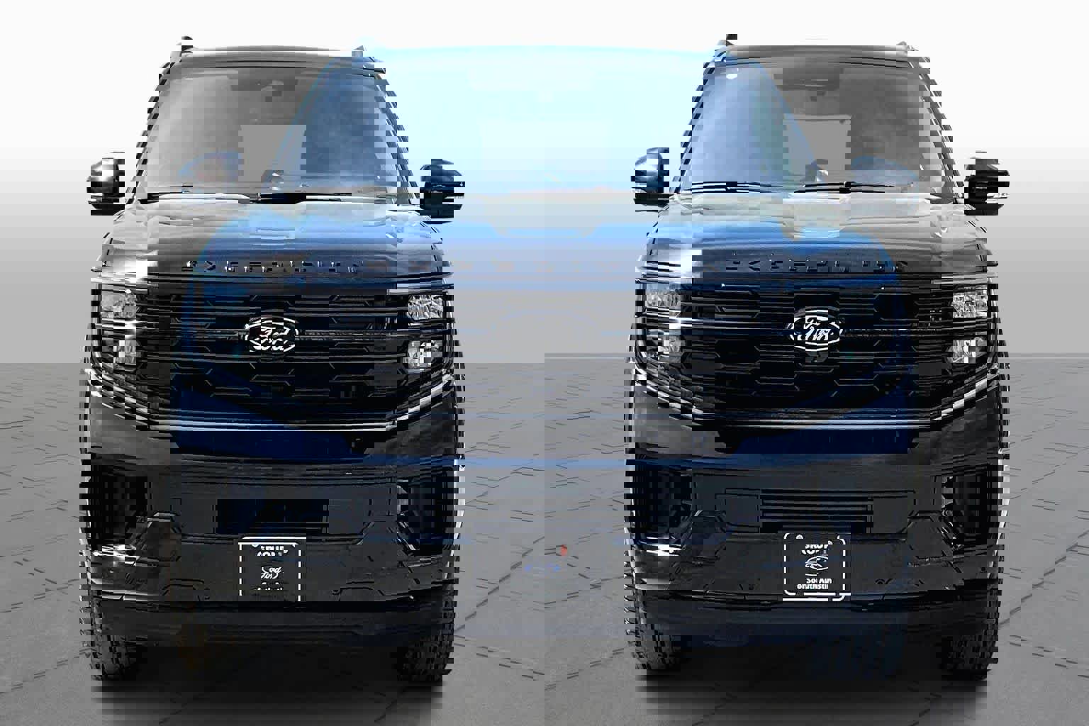 Certified 2025 Ford Expedition Platinum w/ Stealth Appearance Package image 8