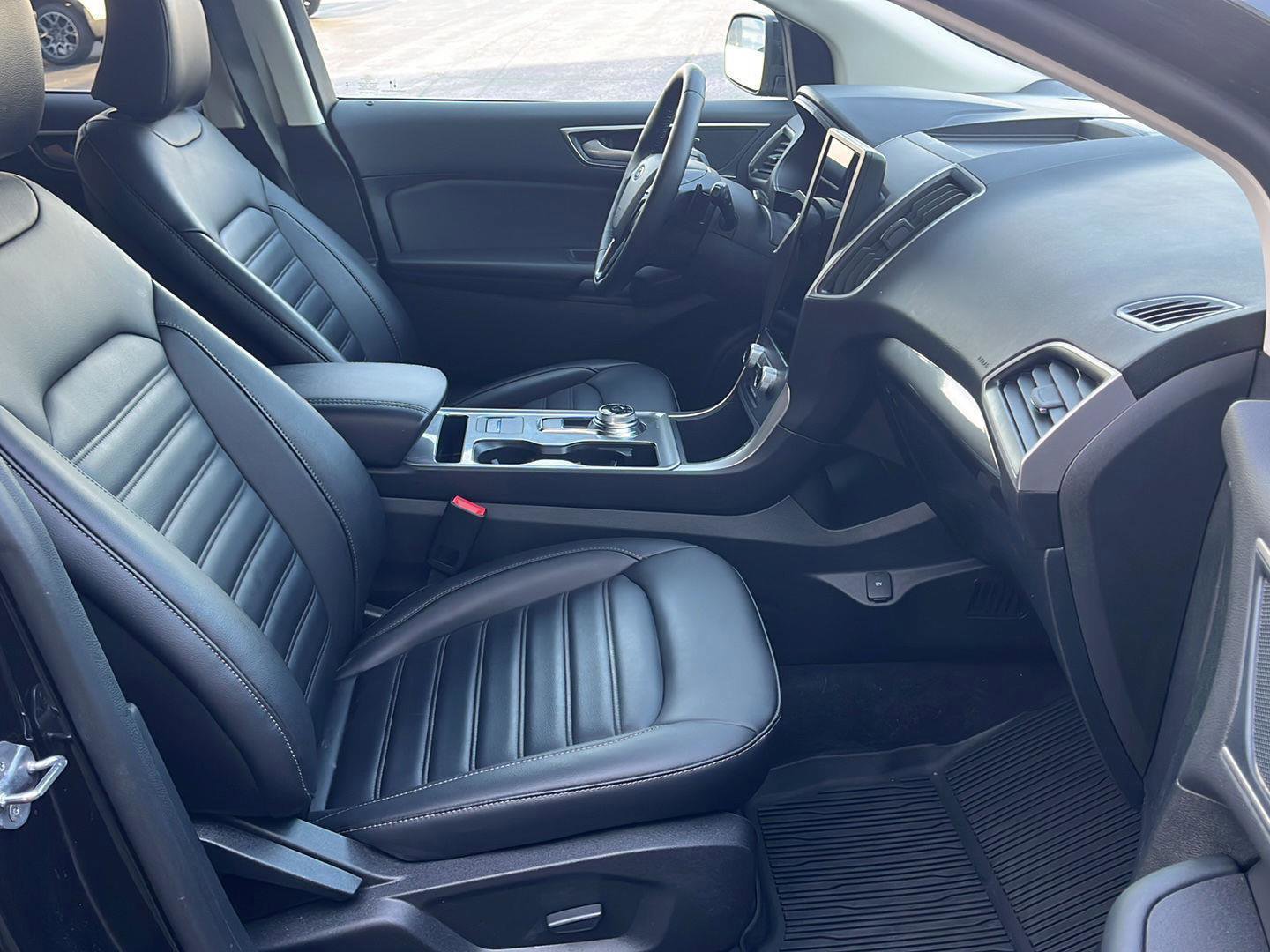 Certified 2024 Ford Edge SEL w/ Convenience Package image 13