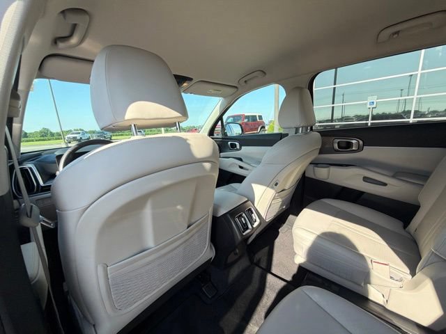 Used 2024 Kia Sorento EX FWD image 16